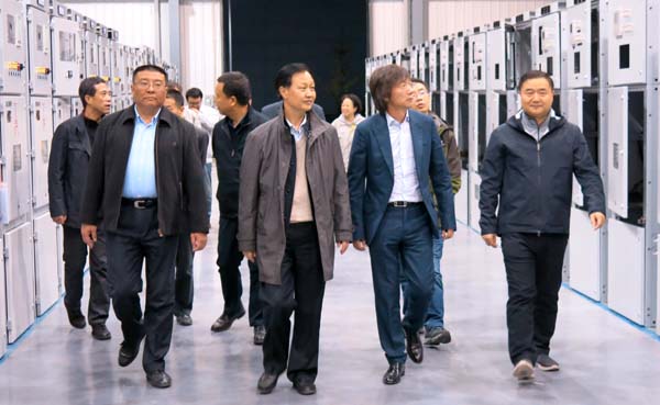 寧波菲仕公司總裁任文杰一行赴長城電工參觀交流，共探技術(shù)創(chuàng)新合作新機(jī)遇
